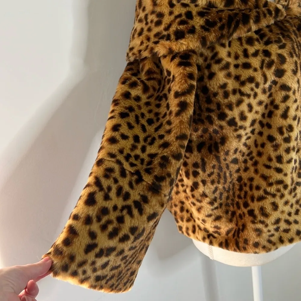 Moda International Fur Cape Jacket Black Size M - Image 2