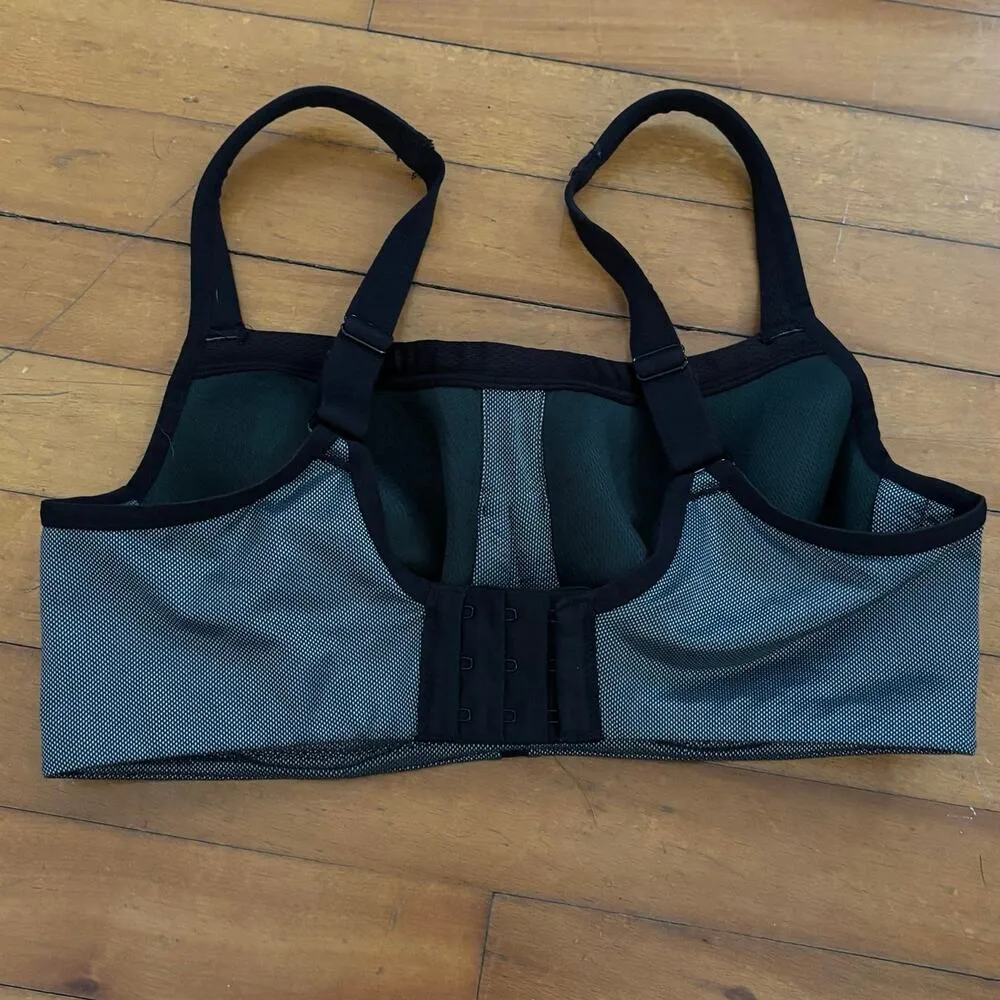 Le Mystere Size 34C High Impact Sports Bra Black Silver Dot Metallic - Image 2