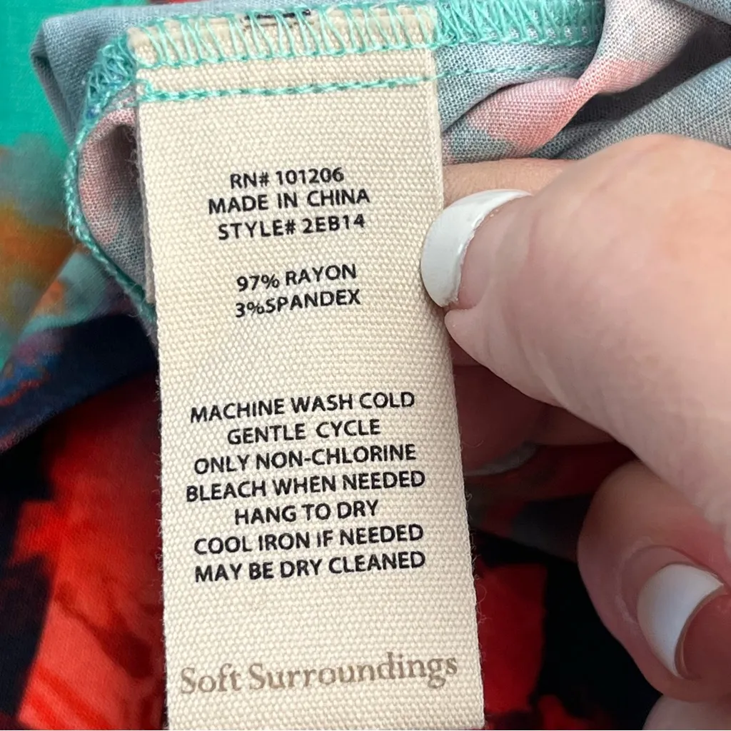 Soft Surroundings Top Womens Large Marciana Bright Abstract Sea Reef Popover - Image 4