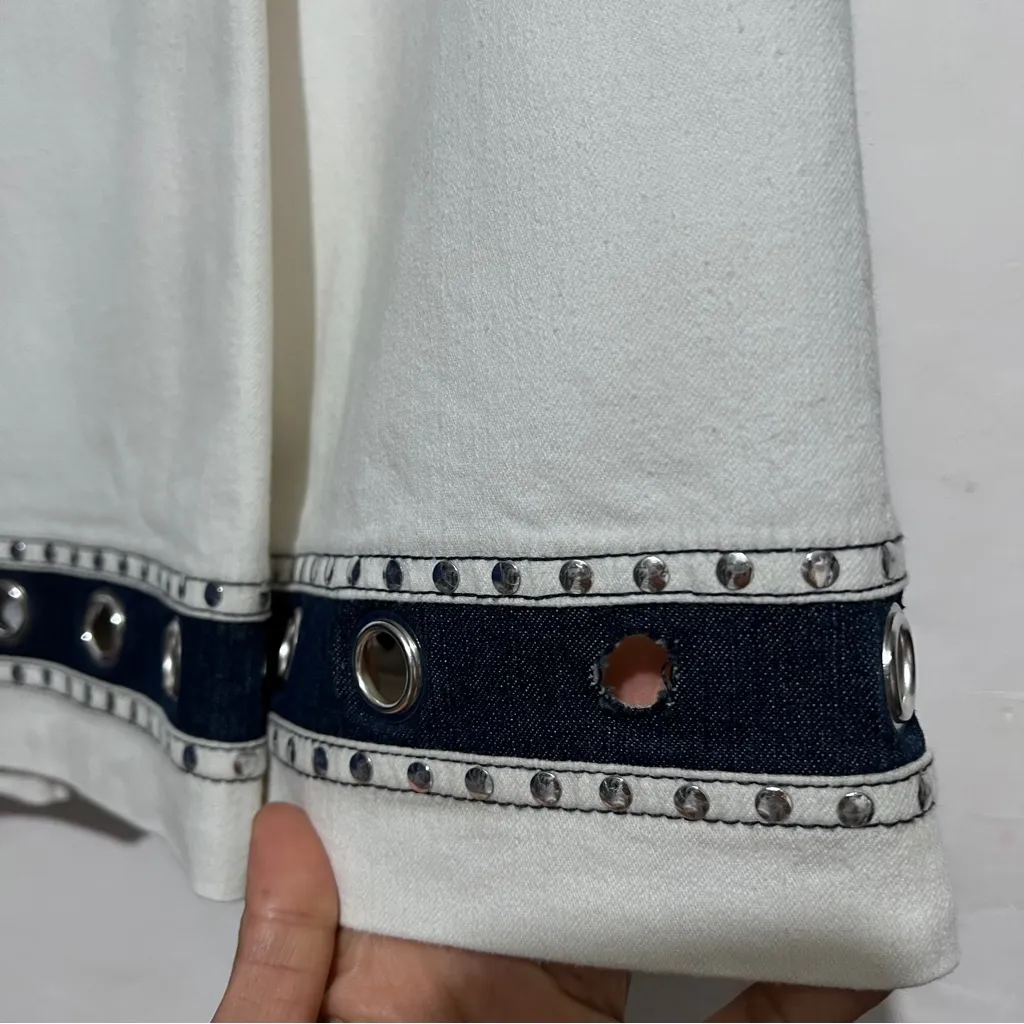 St. John Sport Grommet Heavyweight Cotton Tennis Skirt

: Box TOY01: - Image 7