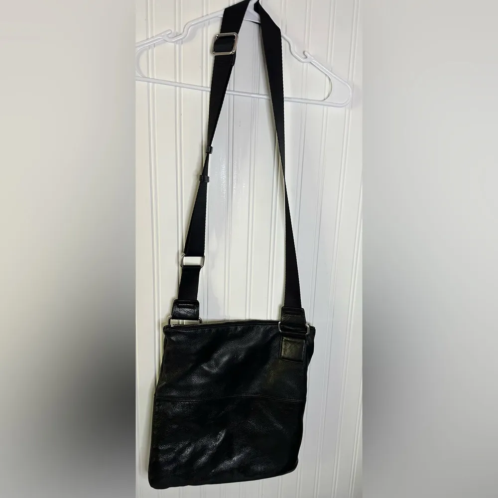 Margot Black Crossbody Bag with Adjustable Strap - Image 3