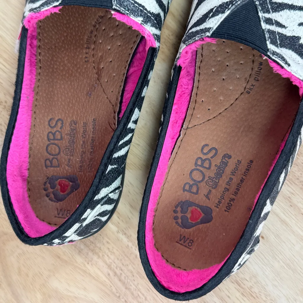 Bobs by Skechers GlitterZebra Print Slip son Shoes Black White 8 Faux Fur Lined - Image 9