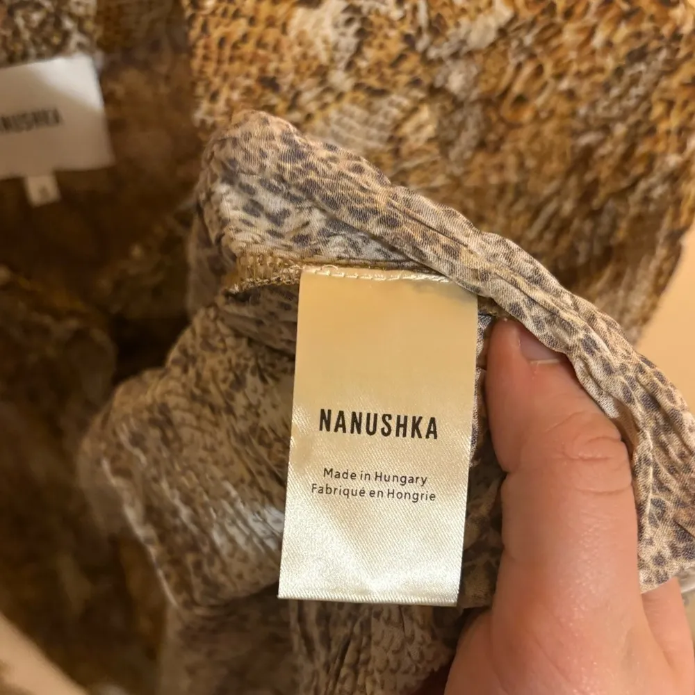 Textured Leopard Print Button Up Shirt - Image 5