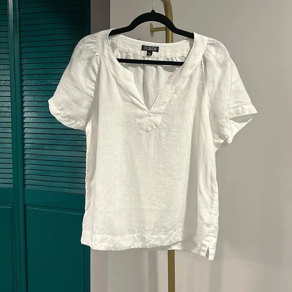 J. Crew ivory Relaxed linen Blouse b-neck with Short Sleeves - small - Image 3