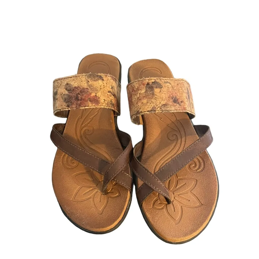 b.o.c. Born Concepts Gold Z10123 Dark Brown Floral Cork Slip On Sandals Sz 9M - Image 3