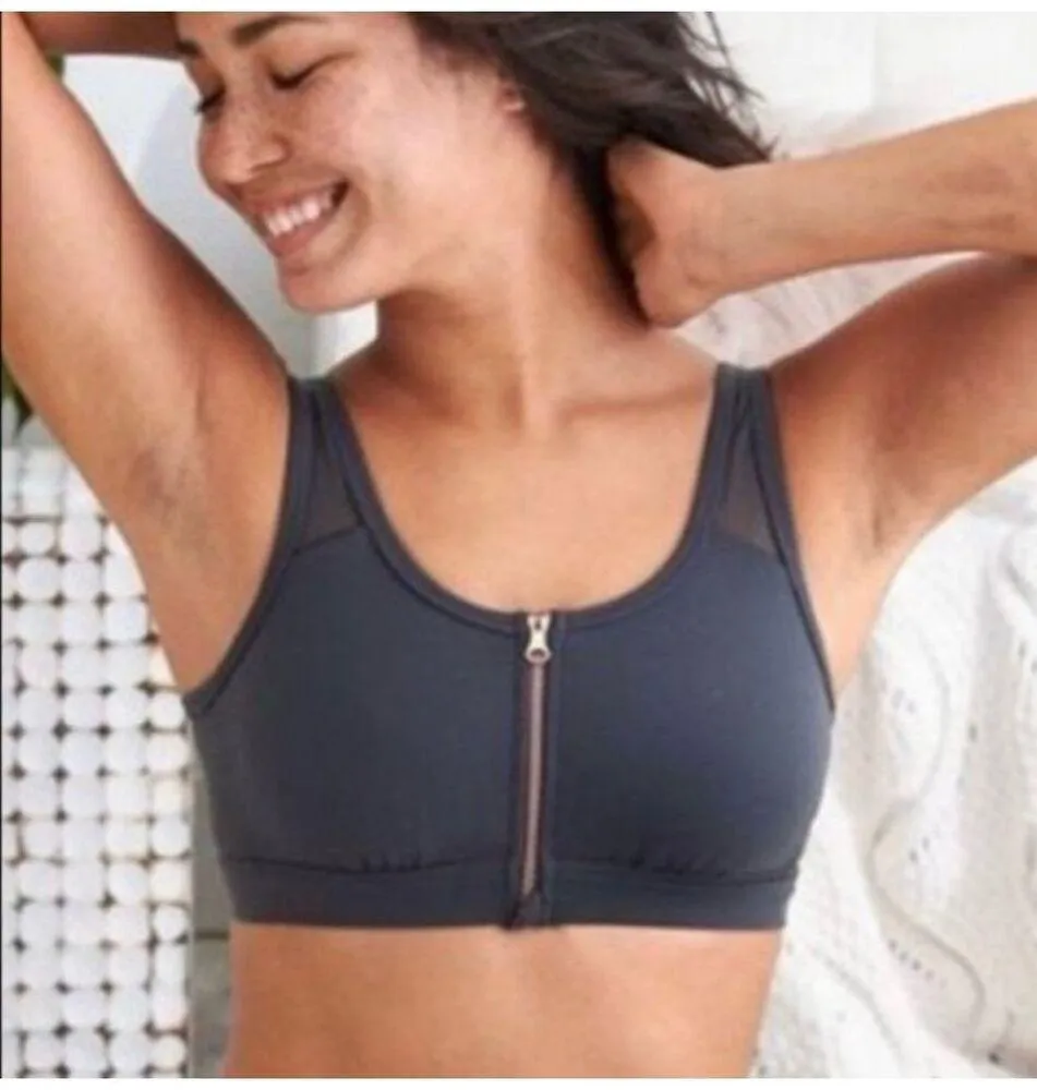 ✨Aerie Grey Zip Up Front Sports Sz Medium Bra✨ - Image 2