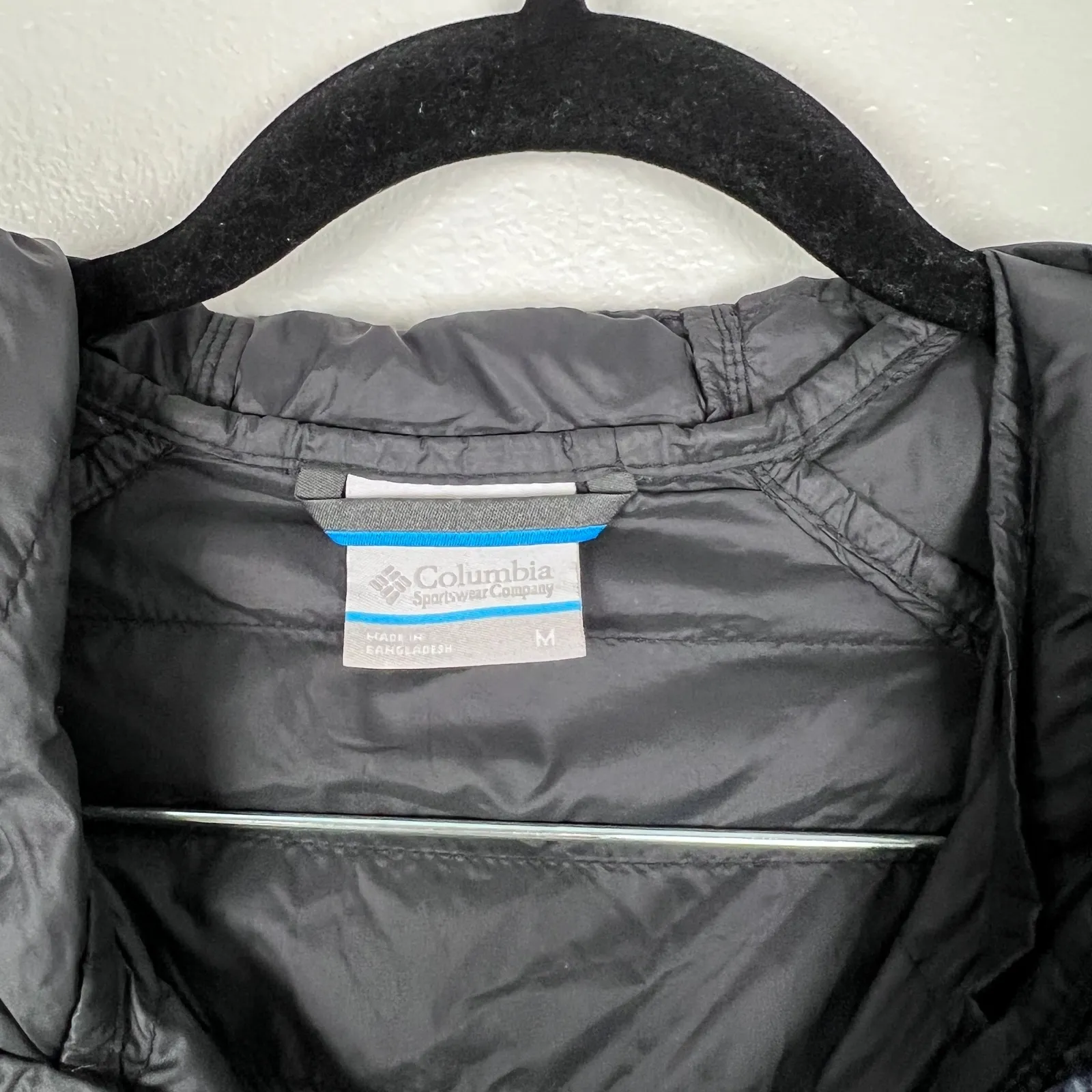 Columbia Women's Quilted Full Zip Jacket Sz M - Image 2