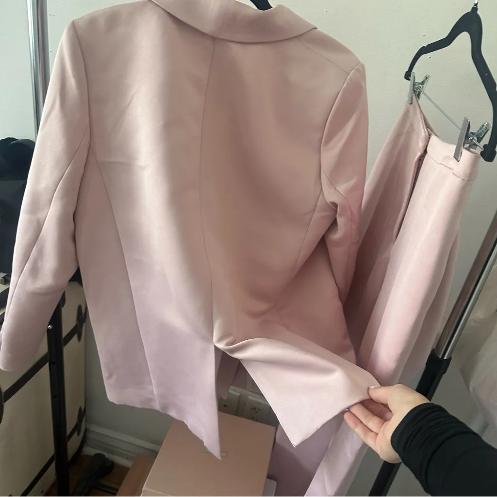 H&M Satin Pink Women's Suit Set - Image 9