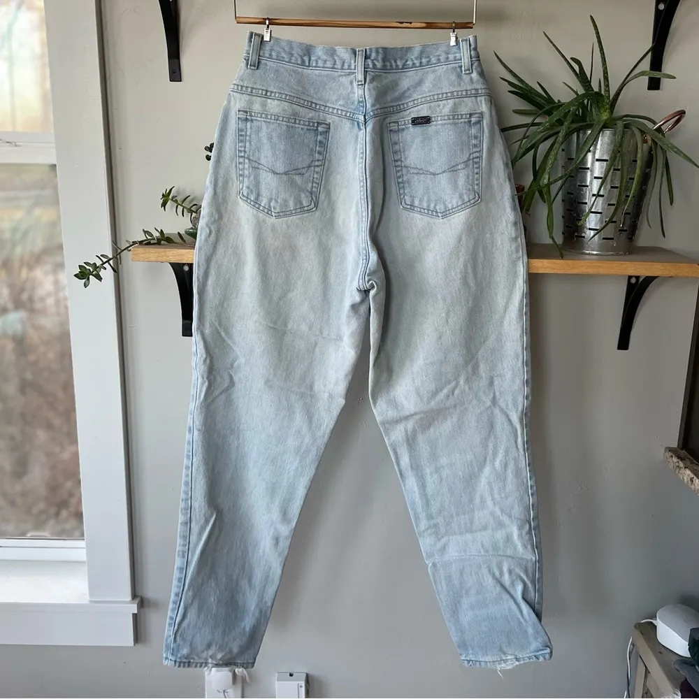 Vintage 90s CHIC H.I.S. Lightwash High Rise Mom Jeans 100% Cotton Knee Rips Blue Size 29 - Image 3
