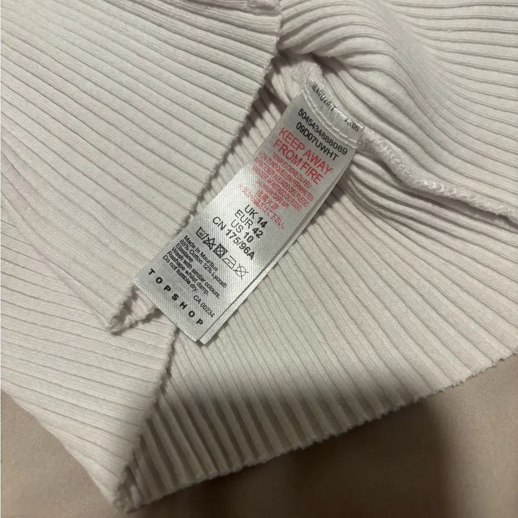 TopShop White Ribbed Cropped Tank Top - Image 4