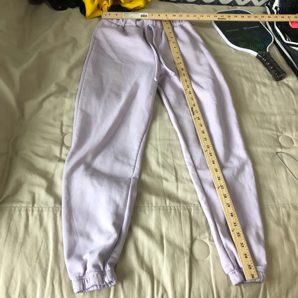 Woman’s size medium Lavender Sweatpants Purple - Image 4