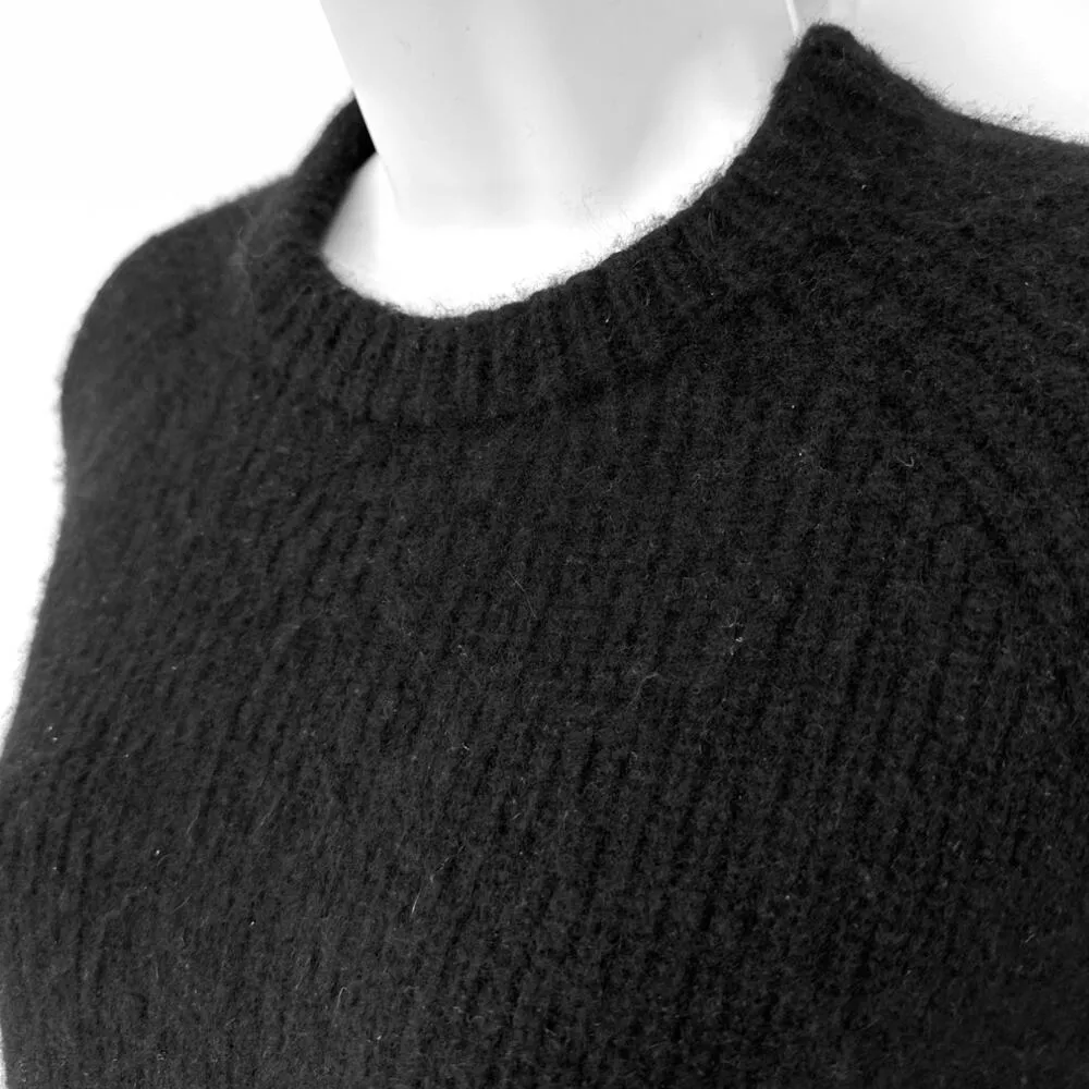 Jenni Kayne | Small | Cashmere Boxy Ribbed Crewneck Fisherman Sweater in Black - Image 5