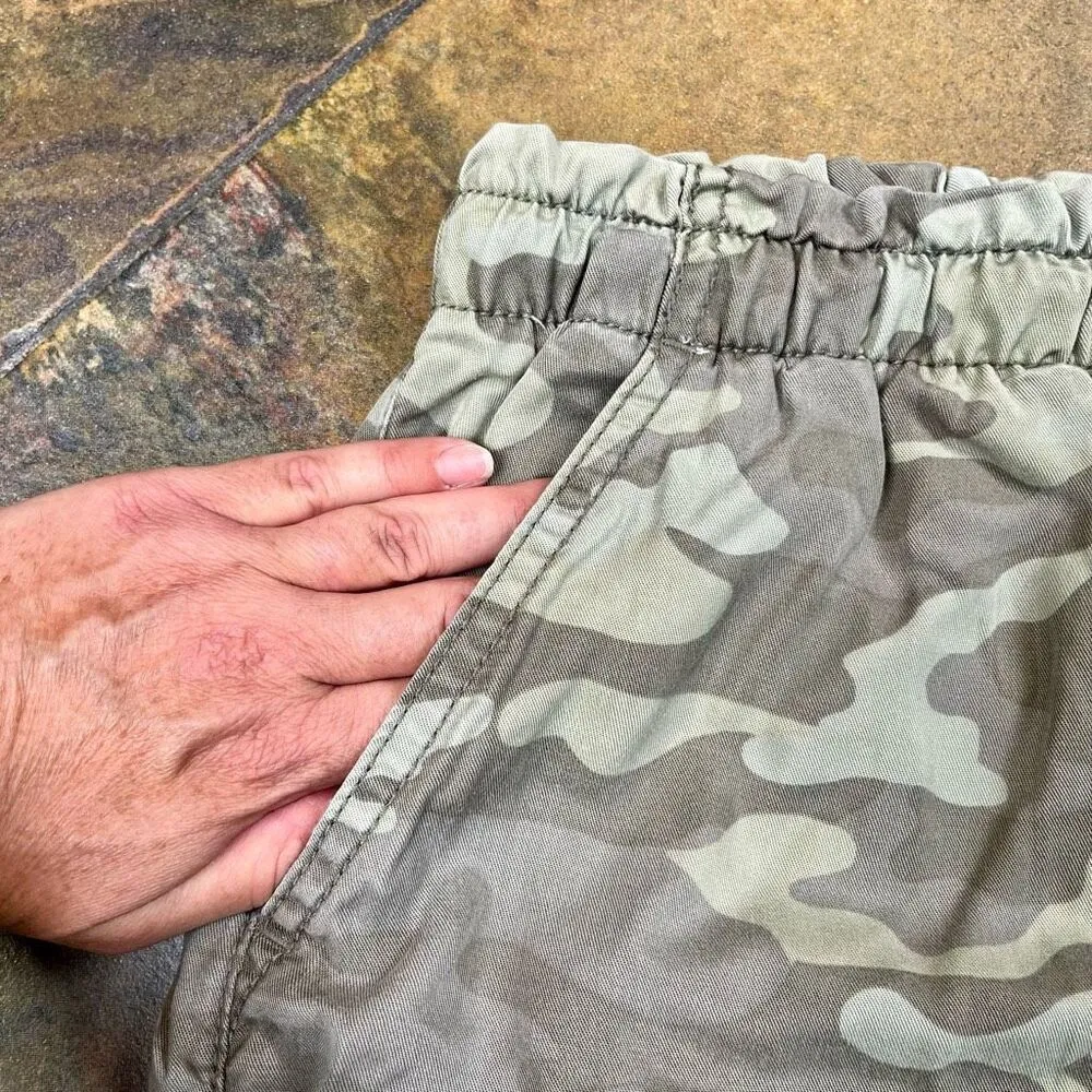 American Eagle Pull-on Drawstring Camo Shorts Large - Image 3