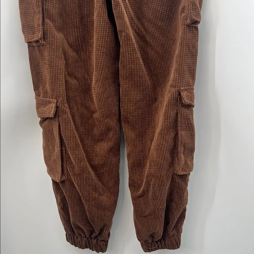 Forever 21 Brown Cargo Pants Relaxed Fit - Image 5