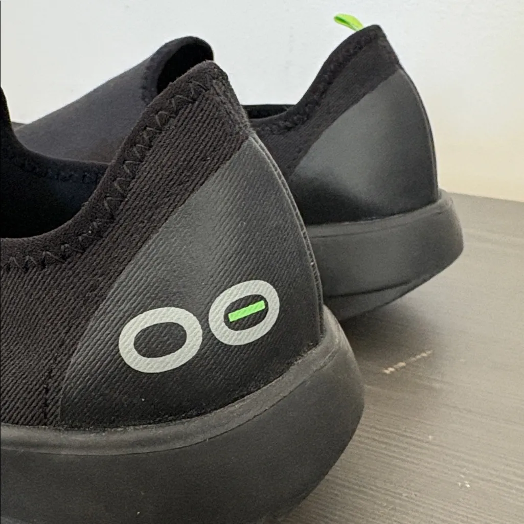 OOFOS 00mg eeZee Women's Closed Toe Canvas Shoe Black Size 7 - Image 4
