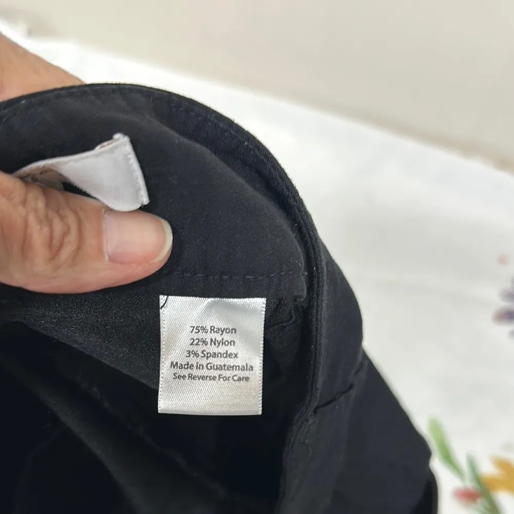 Coral Bay Black Bermuda Shorts for Effortless Style - Image 11