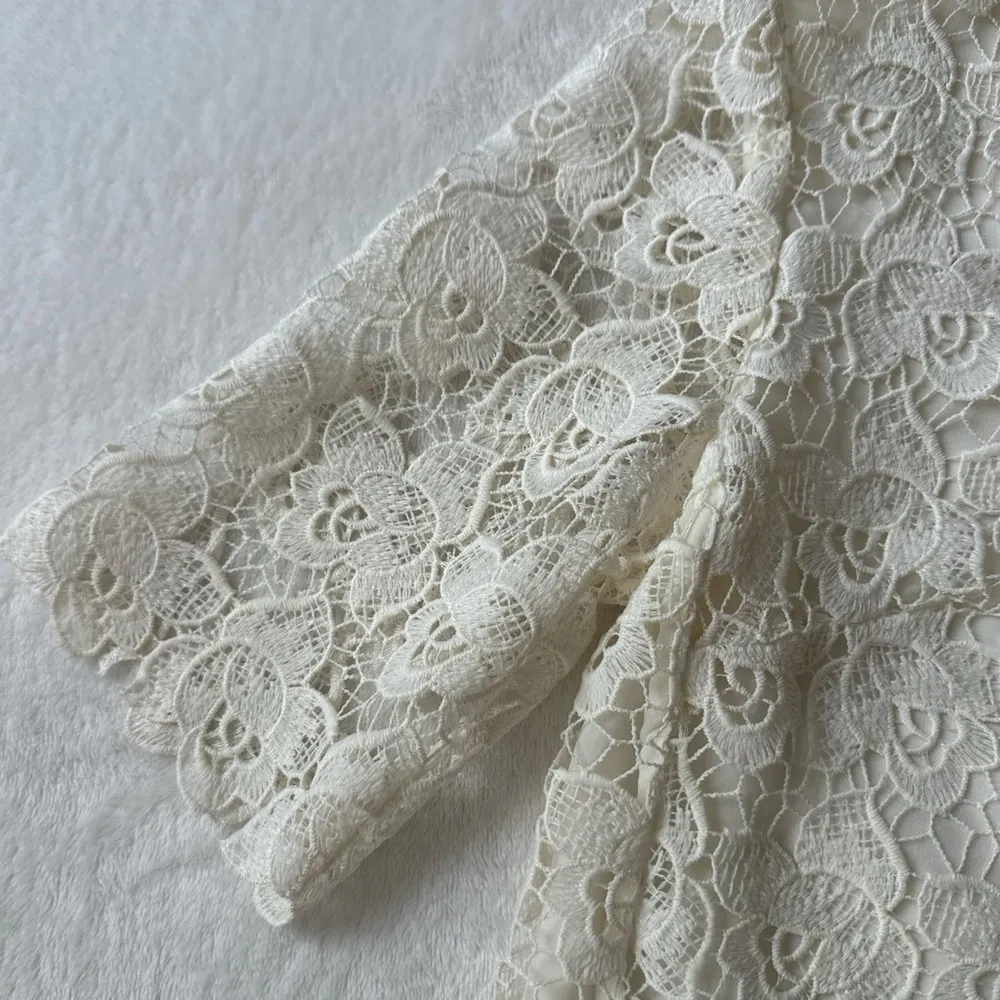 Ann Taylor lace blouse - Image 5