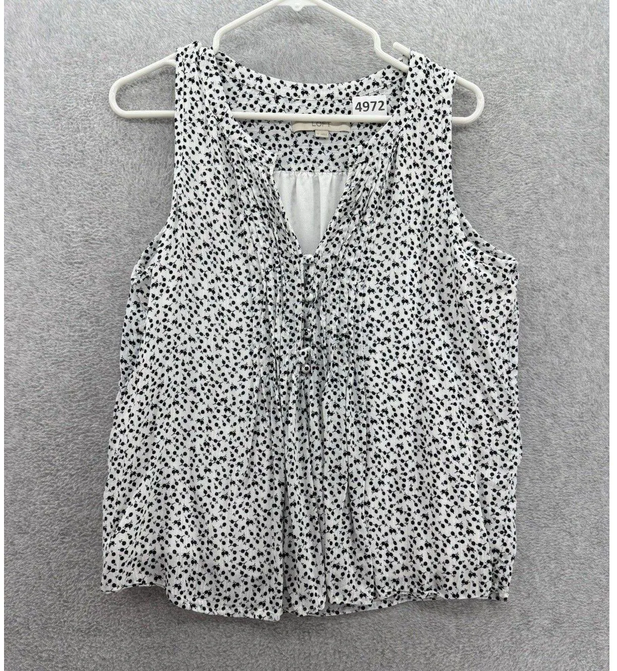 LOFT Ann Taylor Women's Blouse Sleeveless Size Medium Black Roses Lined - Image 9