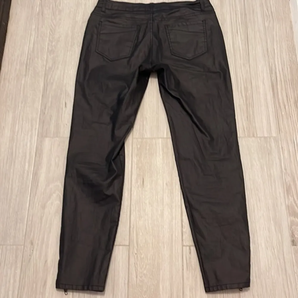 🍍🍍Denim Faux Leather Black Size 10 - Image 3