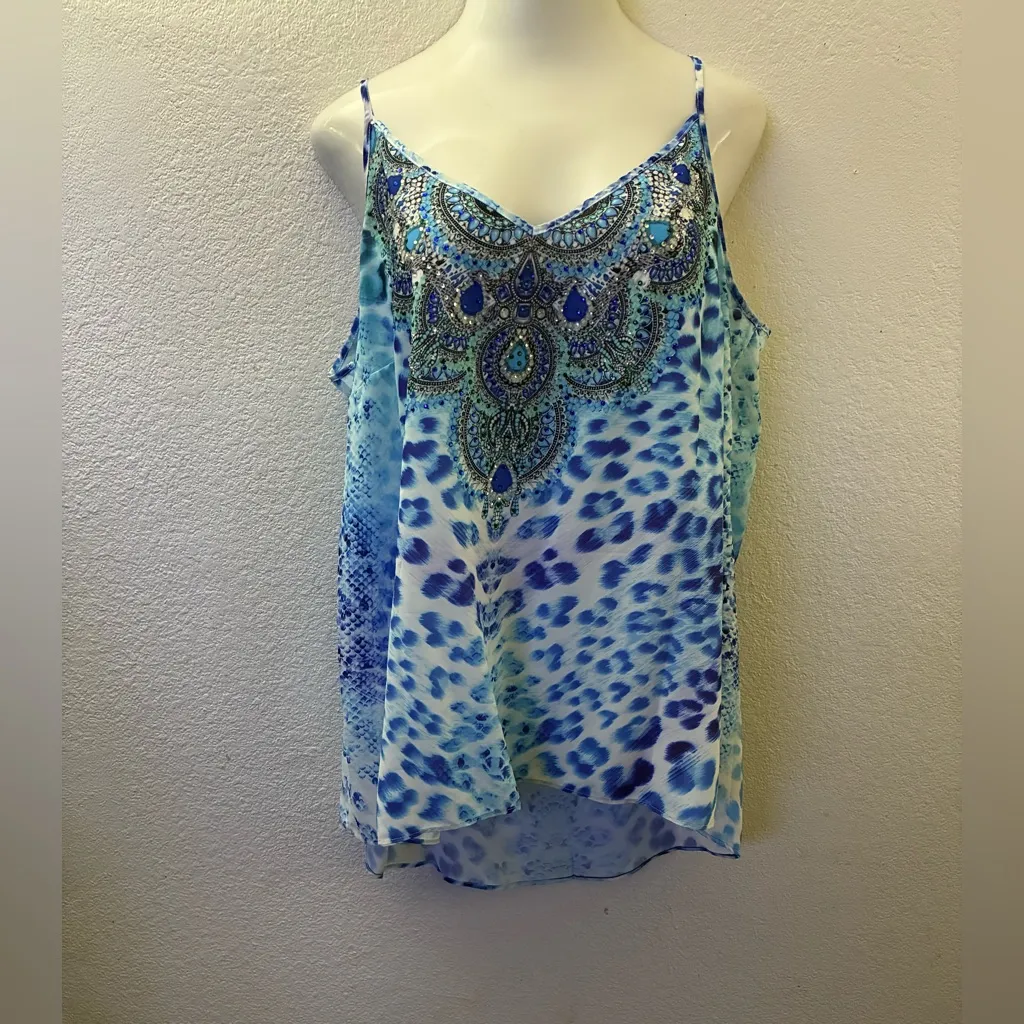 🆕Avenue Cami Hvar Blues & White Print With Rhinestone 20🆕 - Image 2