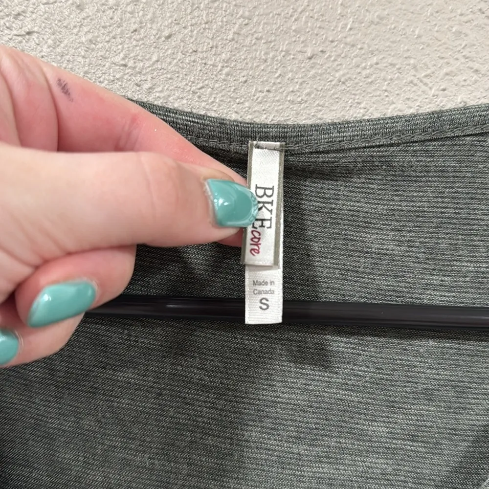 BKE core Scoop Neck T-Shirt - Image 5