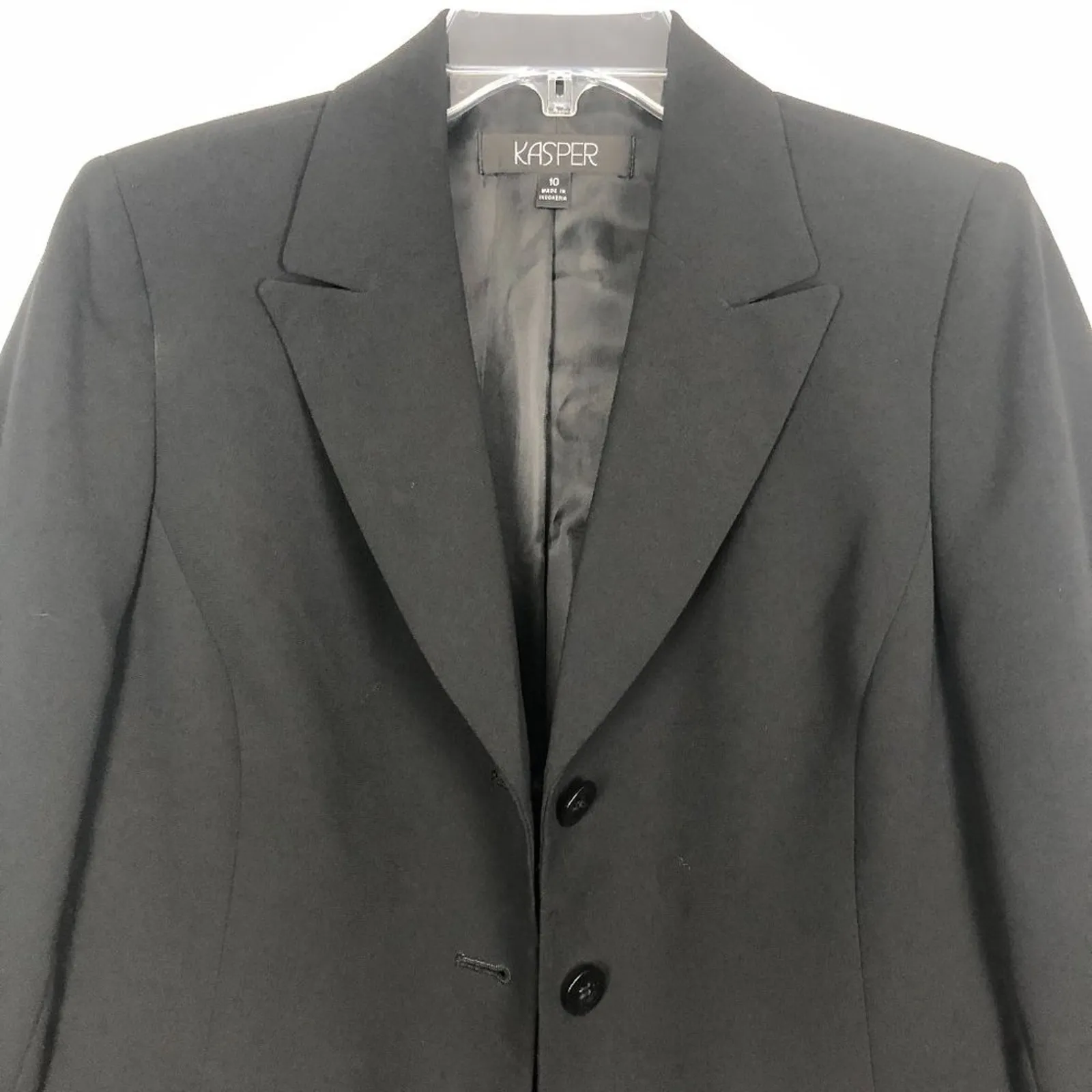 Kasper Women's Button Down Black Blazer Size 10 - Image 2