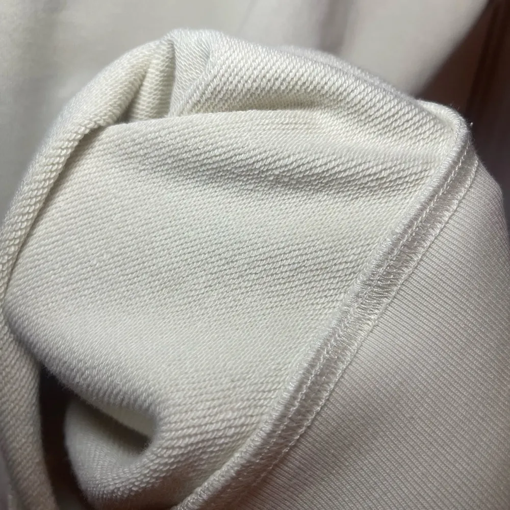 🔥NWT Women’s Zutter Dreamer World Tour Graphic Sweatshirt M/L Oversized Size M - Image 4