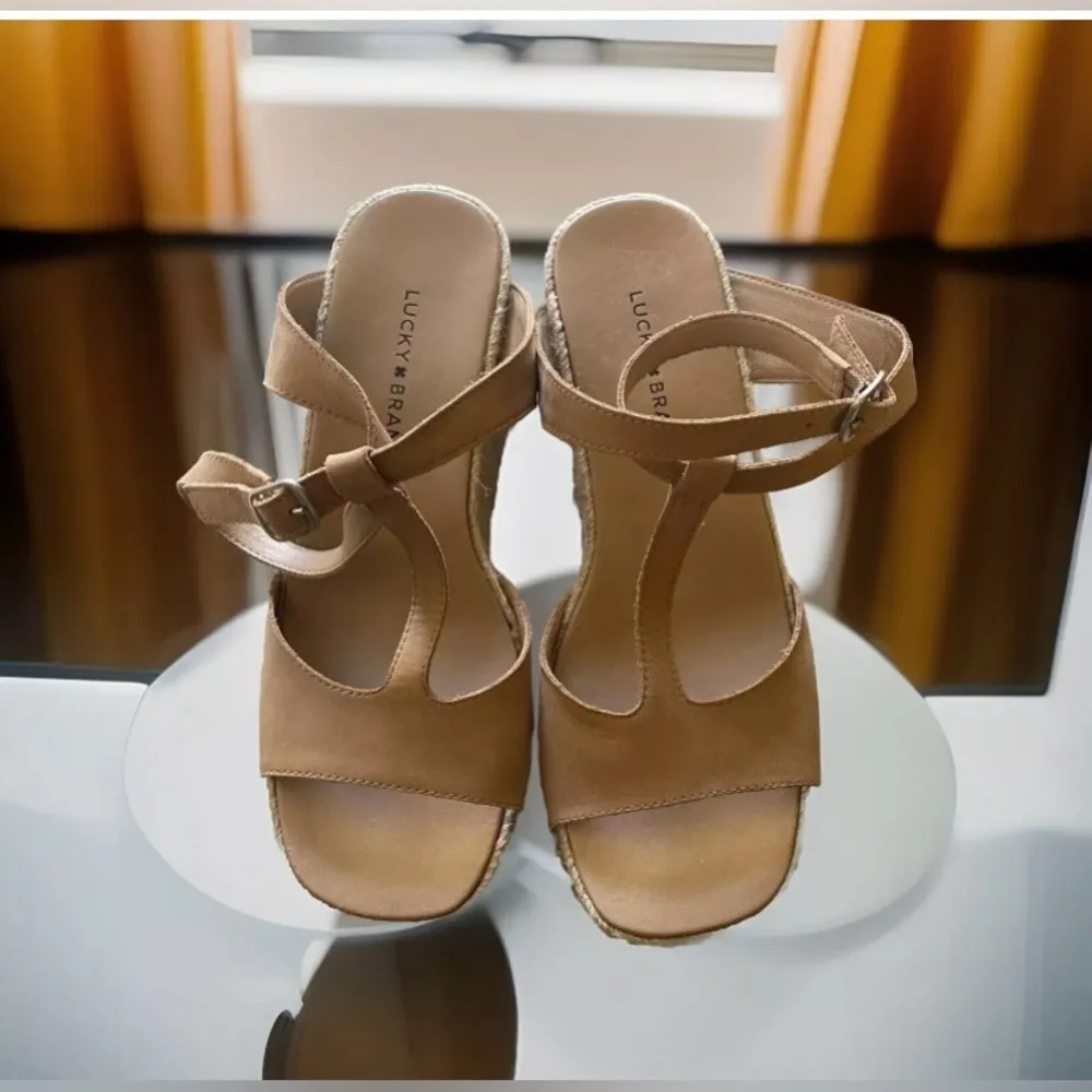 Lucky Brand Womens Valki Tan Leather Wedge Sandals Shoes Size 9.5M NWOB - Image 7