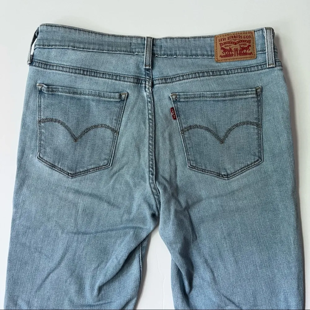 Levi's 711 Skinny Denim Blue Jeans Light Wash Waist 30 - Image 5