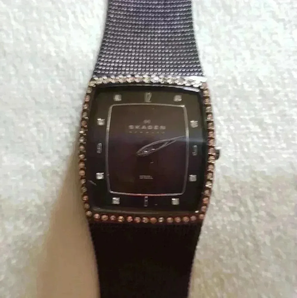 Skagen Brown Stainless Steel Mesh Watch • Needs New Battery - Image 2