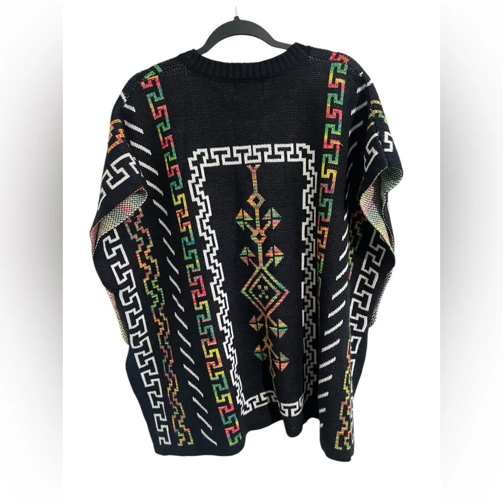Multicolor Geometric Pattern poncho Black Size undefined - Image 2