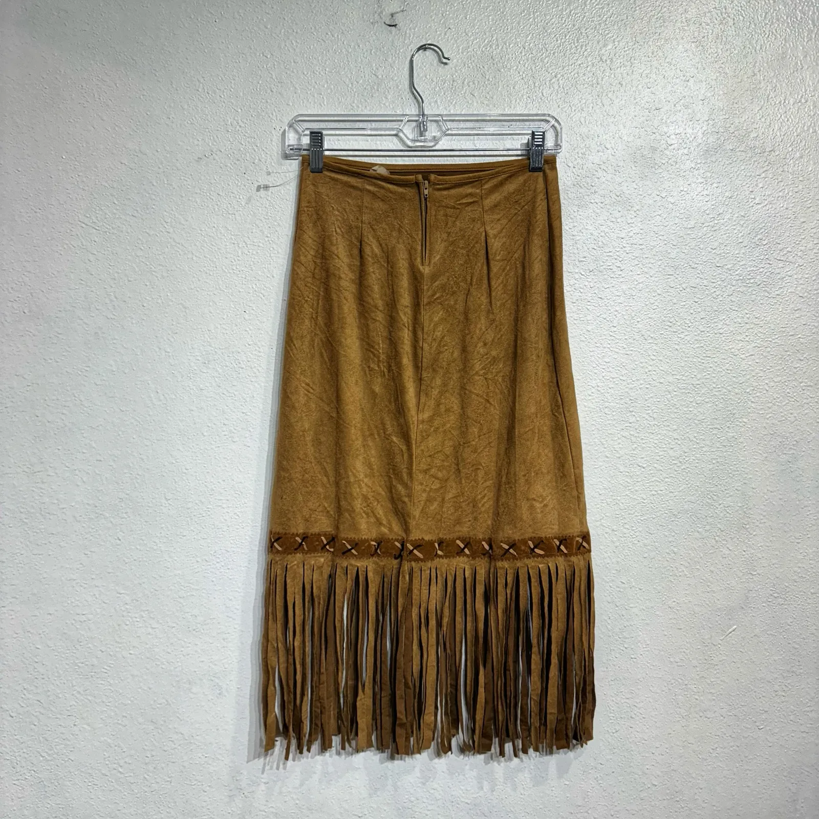 Yagi USA Tan Faux Suede Fringe Midi Skirt Sz M Size M - Image 8