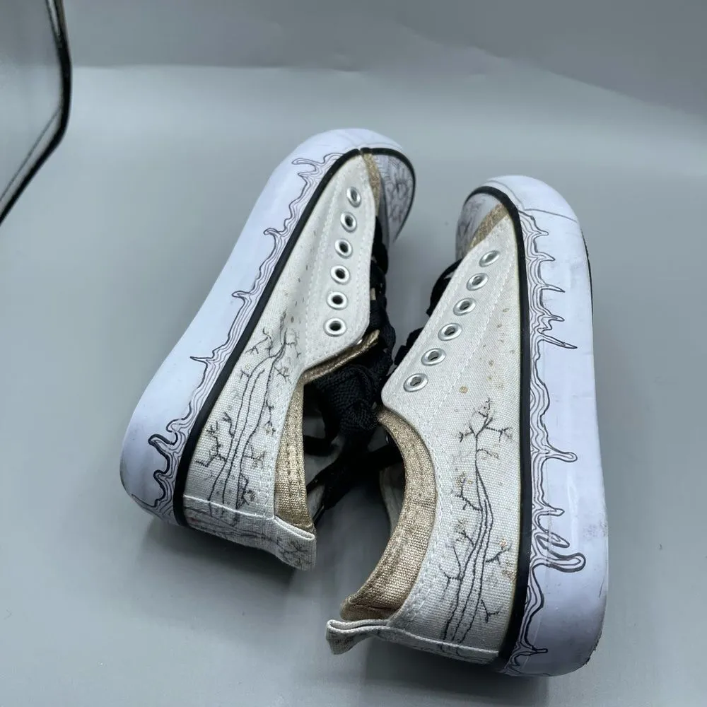 New without tags Twisted  step into and out of tennis shoe size 6 - Image 8