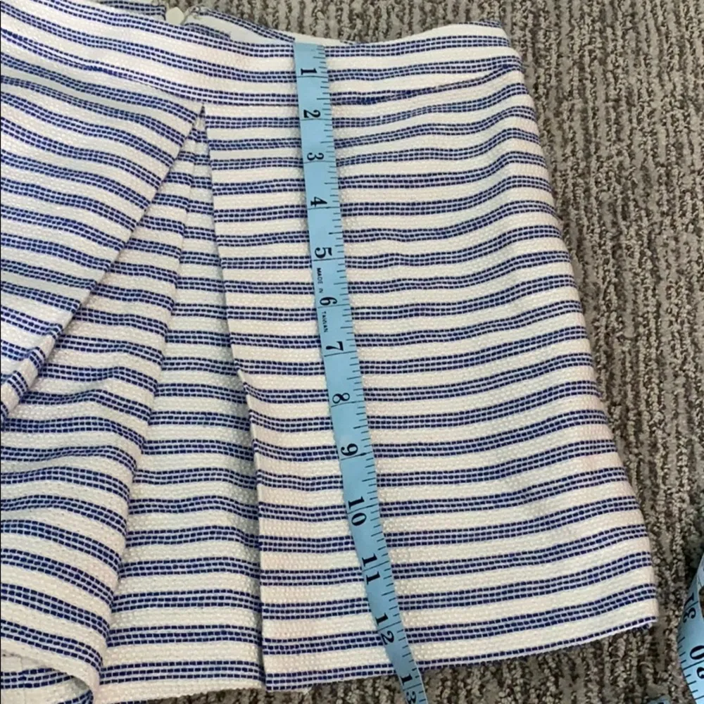 NWT BCBG Generation Dress Shorts - Image 2