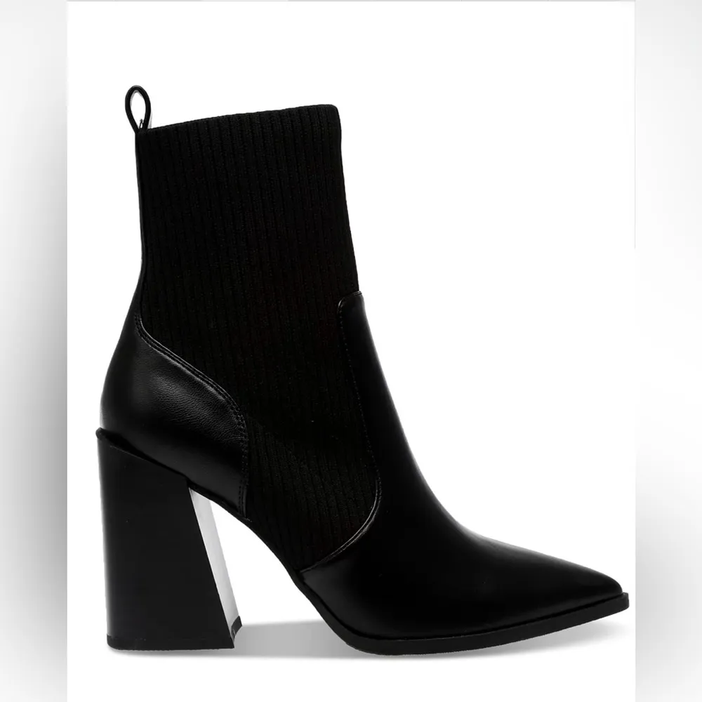 Wild Pair Black Ankle Booties Size 10 - Image 2