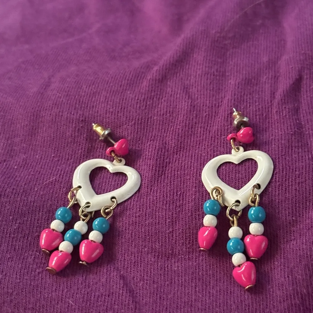 Colorful Heart Drop Earrings Pink - Image 3