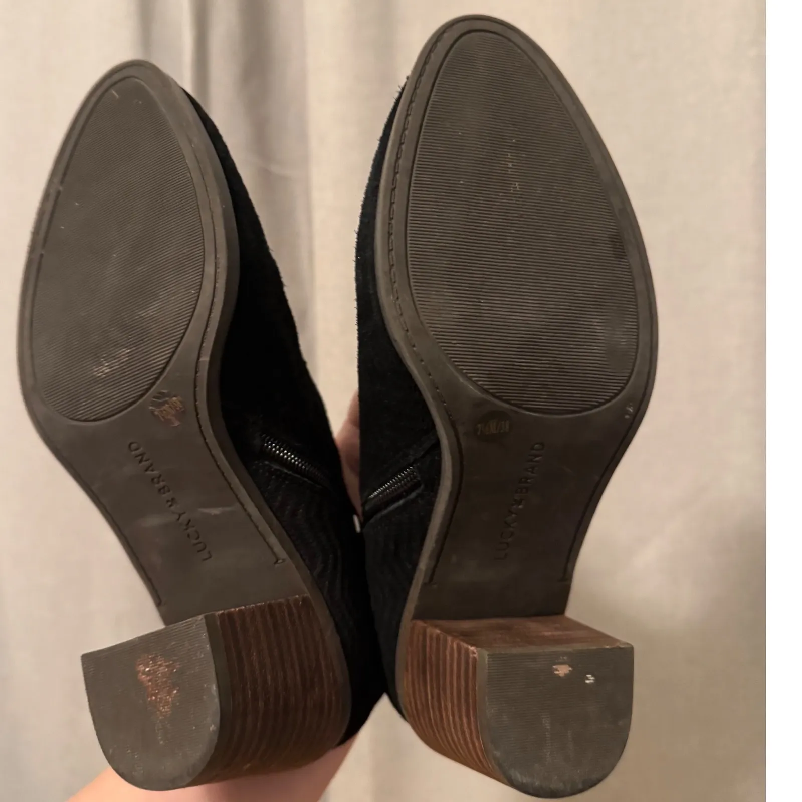 Lucky Brand sz 7.5 Womens Black Chunky Heel Zip Up Ankle Booties Fall Western - Image 15