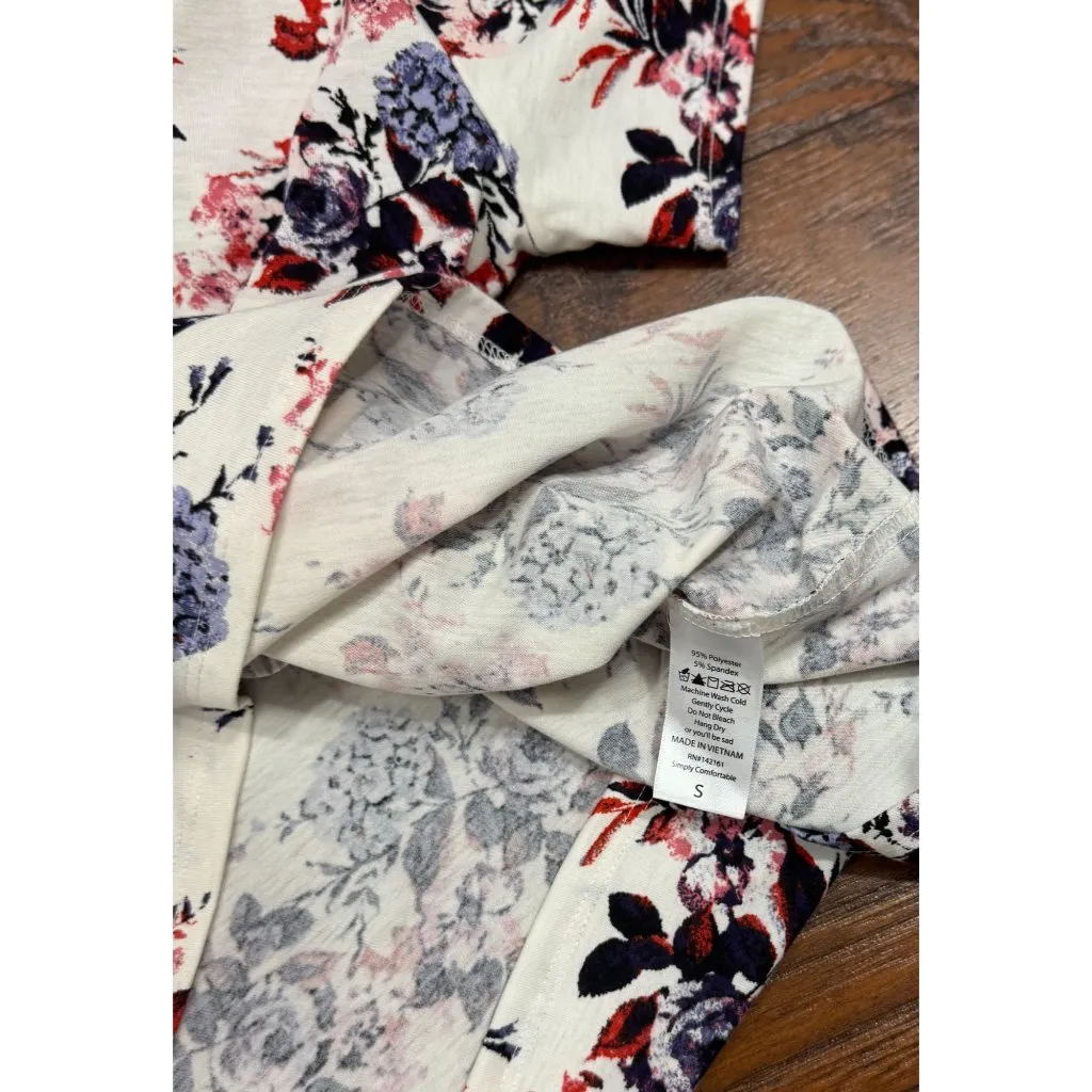 NEW LuLaRoe Womens Knit Tunic Top S Short Sleeve White Pink Floral Scoop Neck - Image 6