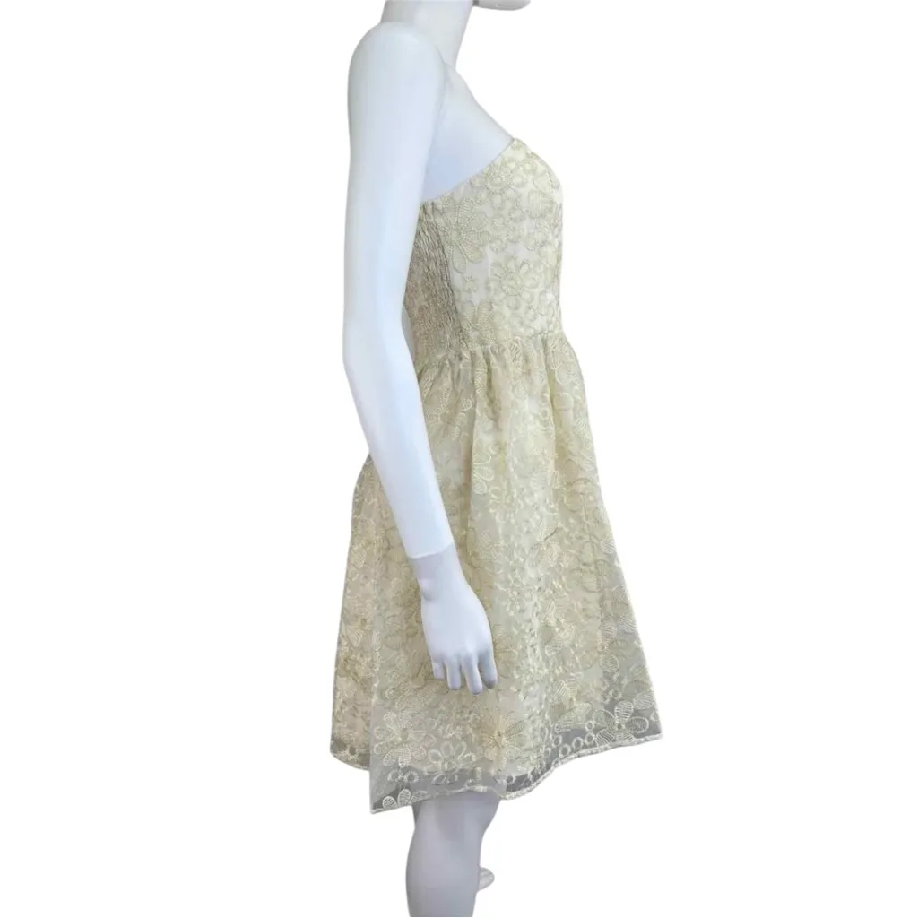 Flora Bea NYC NWT Beige Rosalie Lace Dress Size M Gold Size M - Image 4