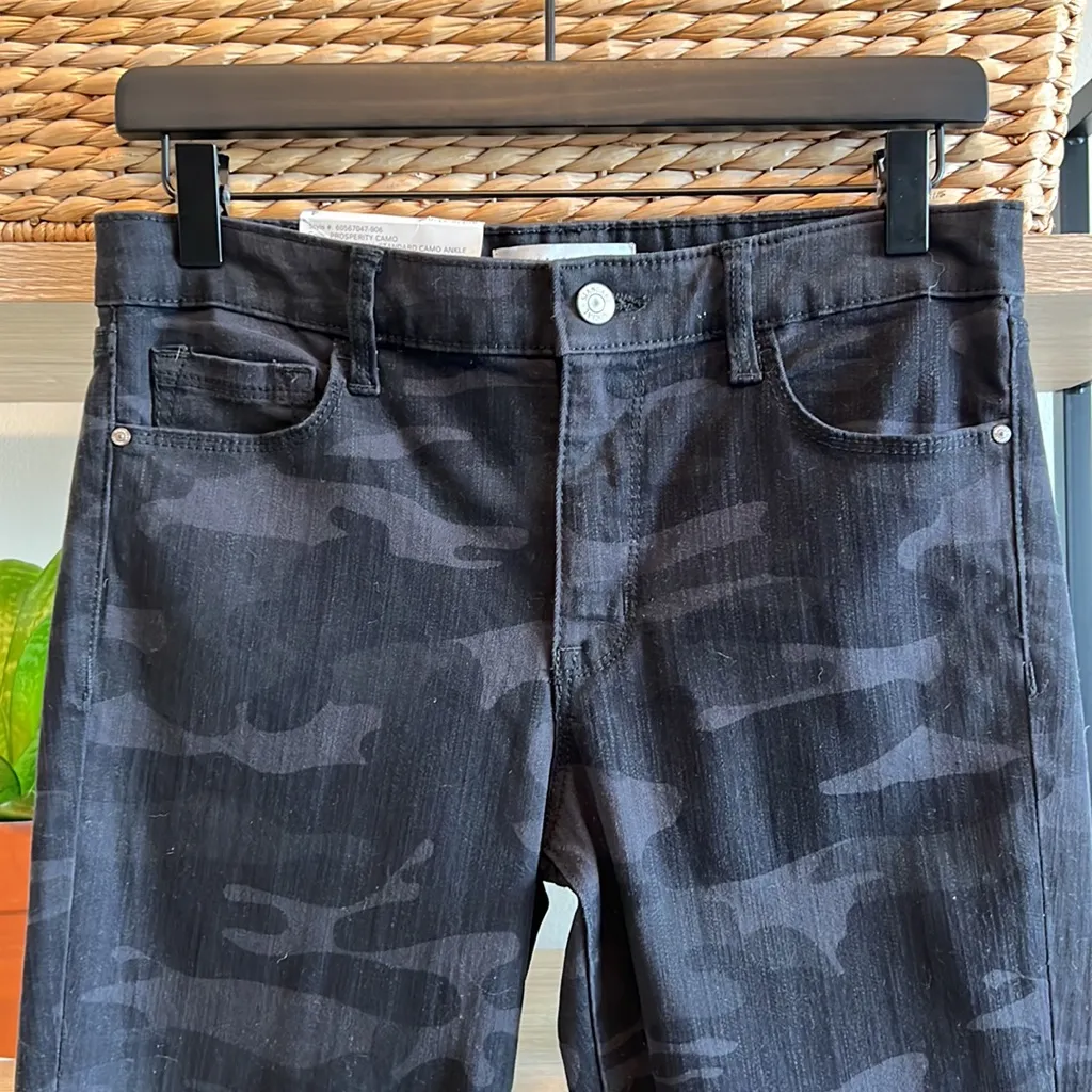 Sanctuary NWT  Mid-Rise Camo Skinny Ankle Jeans, 4 - Image 4