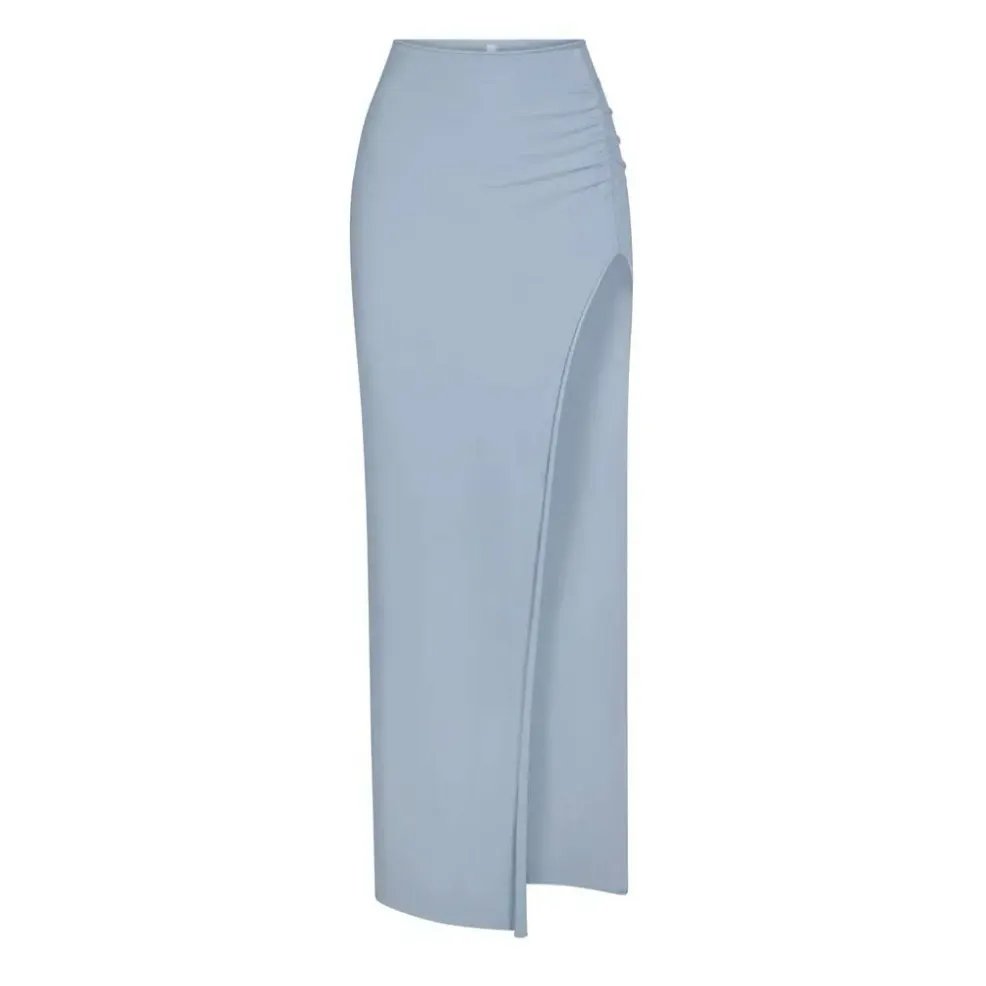 NWOT Skims Denim Blue Raw Edge High Slit Long Skirt - Image 4