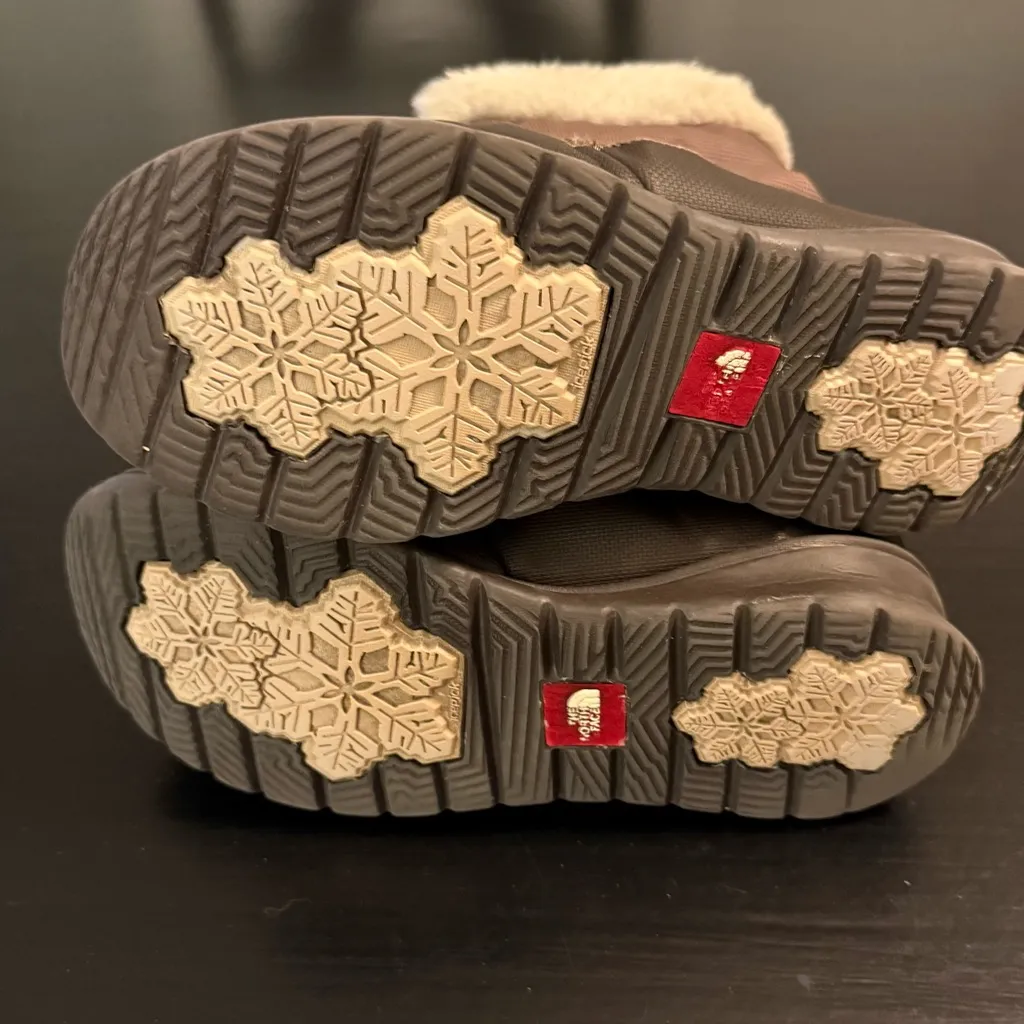 The North Face Women's Chocolate Winter Boots - Image 3