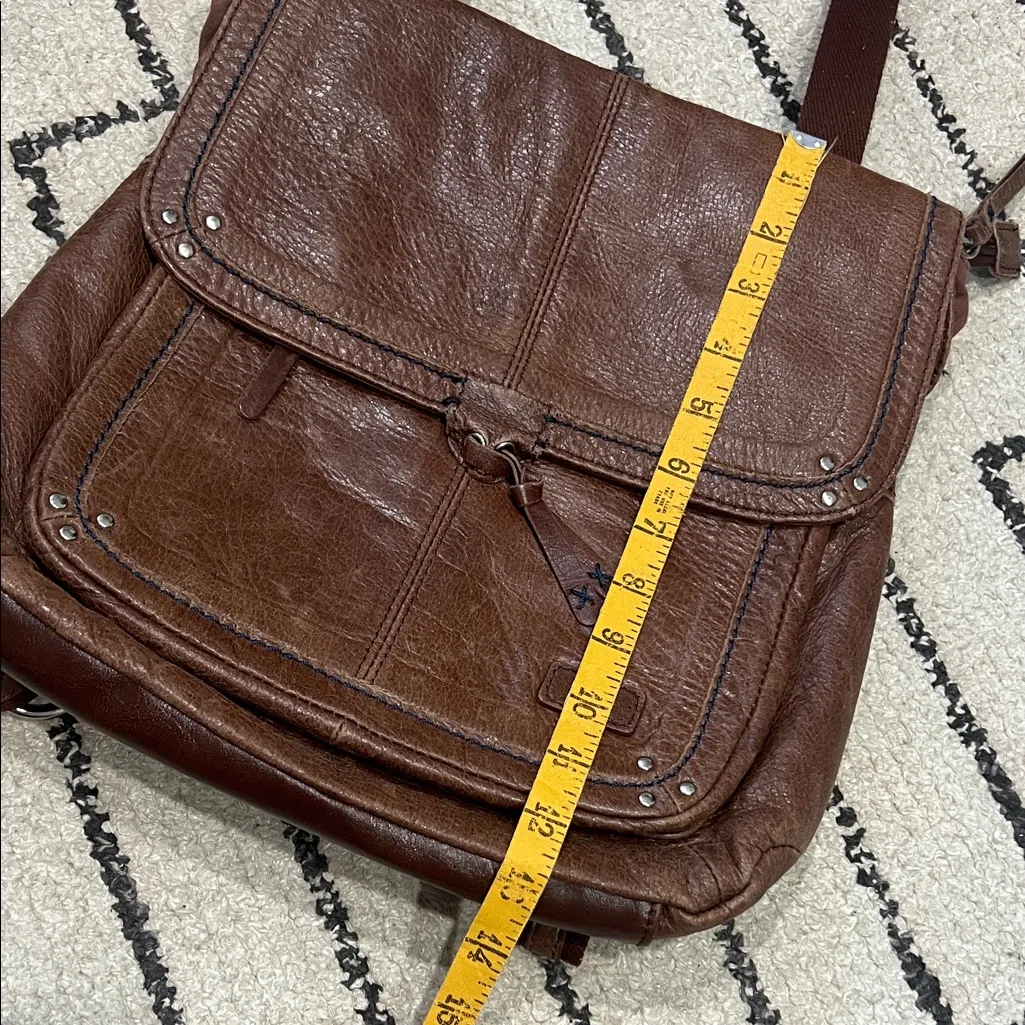 The Sak Leather Crossbody Bag - Image 4