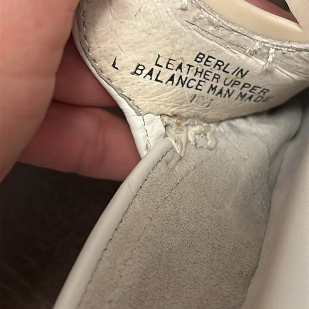 PAZZO Light Tan Suede Loafers Silver Size 10 - Image 10