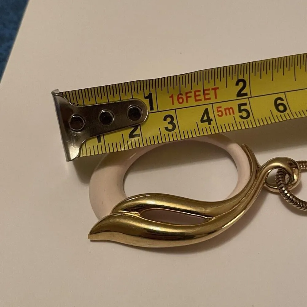 Trifari Costume Necklace - Gold Tone 28 Inch Chain Enamel Pendant Pinkish Cream - Image 10