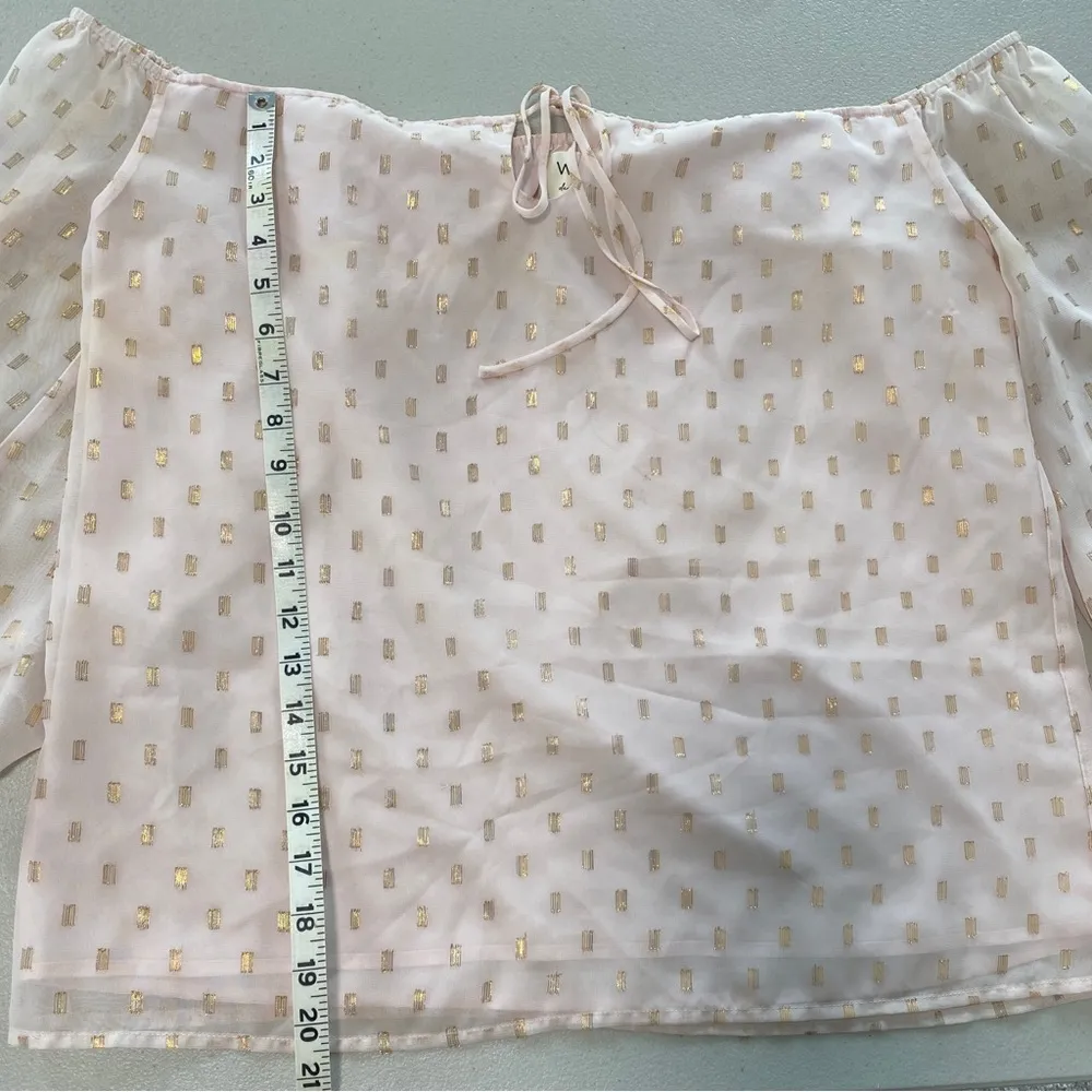 Nordstrom WAYF Pink Off-the-shoulder pink gold bow puff sleeve chiffon top Large - Image 12