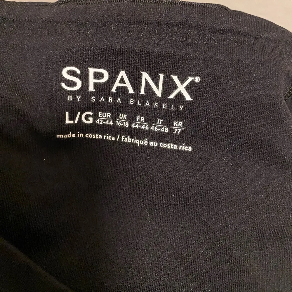 SPANX Black Compression Leggings Size Large - Image 4