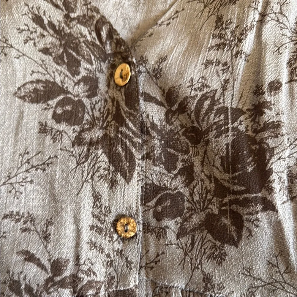 Brown and gray Button Down Shirt with Notched Collar Size L - Image 5