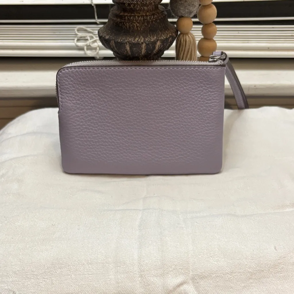 Coach Lavender Leather Wristlet - Image 3