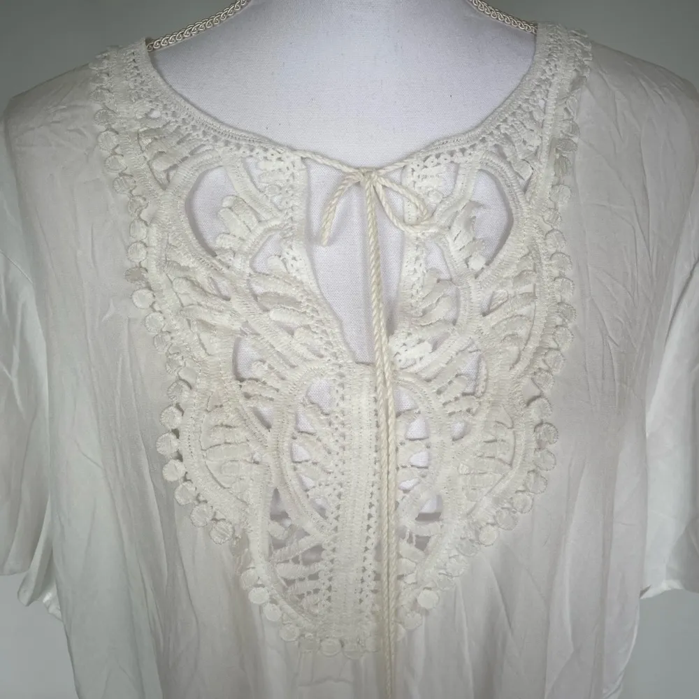 Flowy Coverup with Lace | Size L | EUC White Size L - Image 7